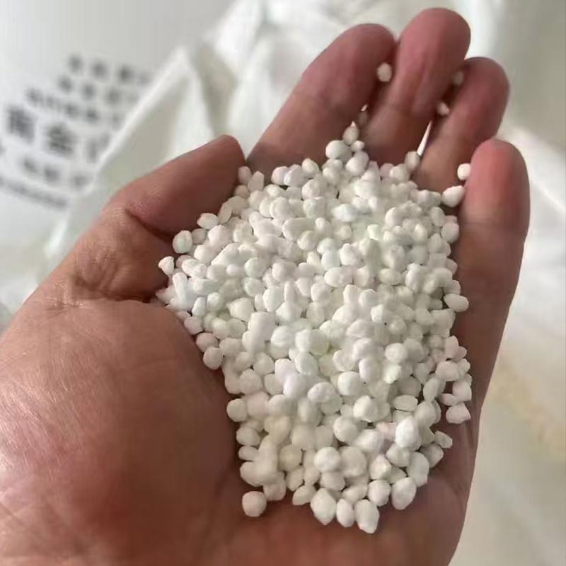Calcium Ammonium Nitrate ကို တင်သွင်းသည်။